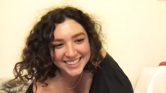 dirty_baby_rica experienced slut caresses shaved cunt