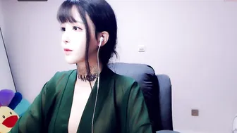 cute_dami bright slut fucks pussy