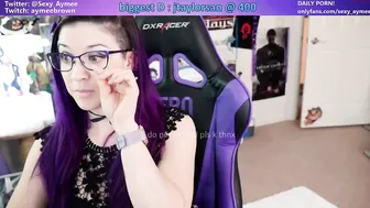 sexy_aymee gorgeous model seduces with big tits