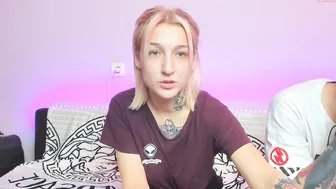sea_my_love69 the naughty dolly jerks off her pussy with a phallus