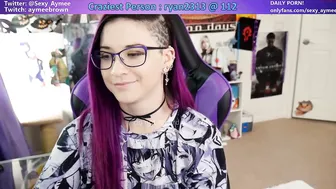 sexy_aymee smiling girl