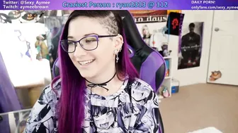 sexy_aymee smiling girl