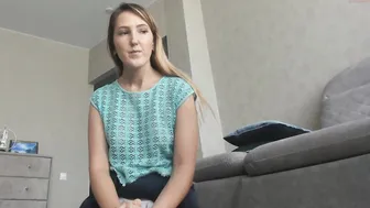 ameli_xs elegant slut takes off her underwear