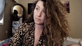 roxyrolla charming babe masturbates shaved vagina