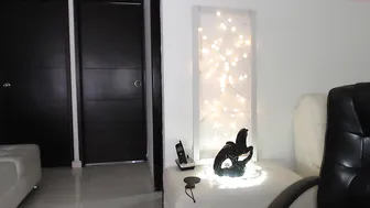 lulu_lopez Impressive chick