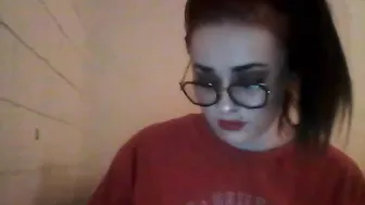 tworedheadsxo crazy whore dabbles with sex machine
