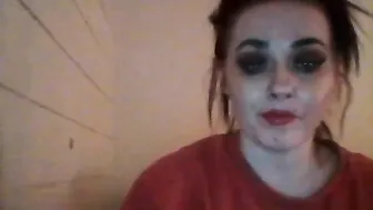 tworedheadsxo vicious lady pulls clit