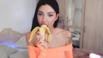 dreamana jerking in the car