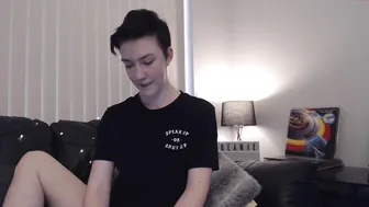 sex_bean spicy bitch masturbates cunt