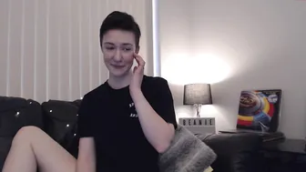 sex_bean spicy bitch masturbates cunt