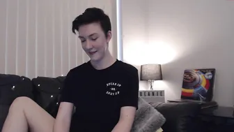 sex_bean spicy bitch masturbates cunt