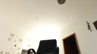 justalinusha big tit babe pulls clit