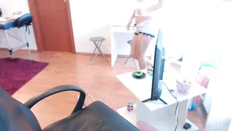 justalinusha sweet lady caresses pussy
