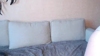 lycopersicum Young brunette