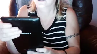 hothoney4u incendiary confused handjob cunt