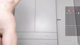 suckyfacky crazy doll sucks penis