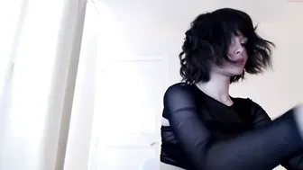 sasha_ursx naughty bitch delivers orgasm sex toys