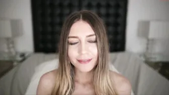 shy_jane sexy chicks twirl big butts