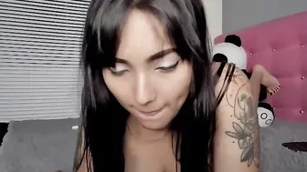 giannasue mature babe fucks her cunt