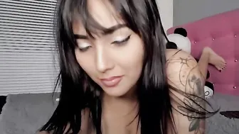 giannasue mature babe fucks her cunt