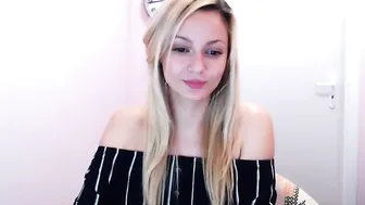 mia_liv cutie in stockings showed tits