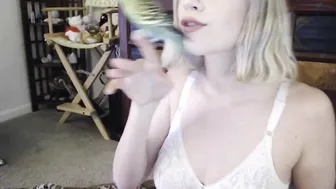 anya96 petite chick fucks herself with toys