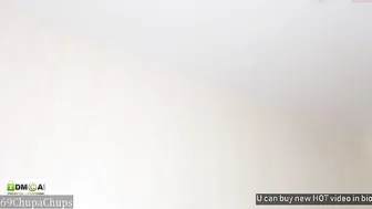 69chupachups beautiful lady sucking dick and great handjob