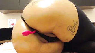 jessica Luxurious lady