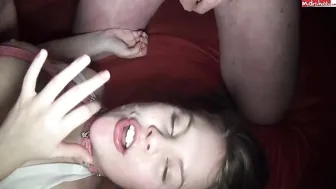 Laurateen beautiful babe shows  body