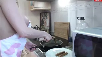 Lana-Giselle sponge courtesan in the office spoils himself with pleasures