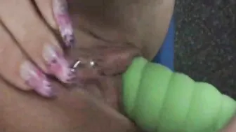 Hot-Schneckchen crazy doll doll masturbates pussy