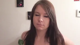 JungesfetischpaarNRW slutty bitch masturbates pussy