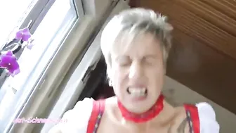 Hot-Schneckchen young slut gets naked before boobs