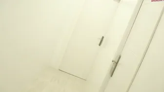 EvaLopezzz naughty slut fucks pussy