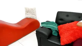 secretparty_ slut fucks bear