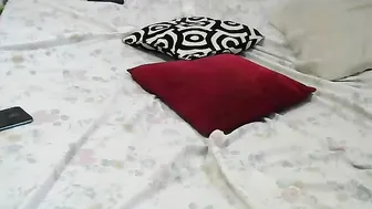 sexy_natalie93 show with an attractive black hair