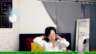 sandrami__ sexy brown hair caresses shaved holes
