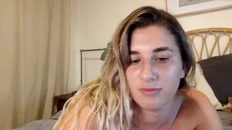 pink_velvet_dreams mature babe gets a huge ass