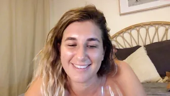 pink_velvet_dreams mature babe gets a huge ass