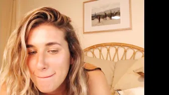 pink_velvet_dreams naughty babe dancing striptease