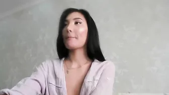 monica_liz black-haired mare shows boobs