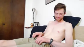 alpineathlete shows pussy