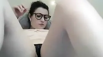 lily_raine exquisite mare fucks in rider pose