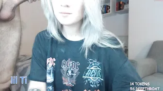 lilti420 sexy lady fucks both holes