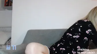 lilti420 hot babes jerking pussies