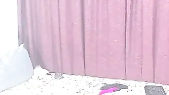 indian_studio_junkiez spicy bitch exposes her charms