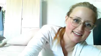alicejohanson shy girl exposes beautiful tits