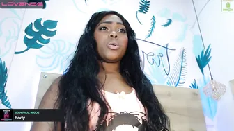 lily_baudinx Pretty lady