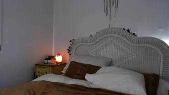 kaalikat vicious bitch pulls vagina with fingers