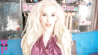 roxy cox Negro blonde